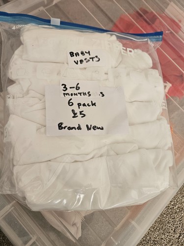 Baby vests month - 0-3, pack