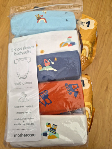 Bnwt boots pack - pack, baby