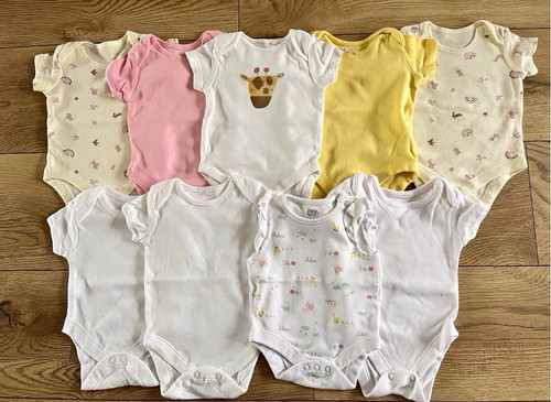 Baby girls month first - up, to
